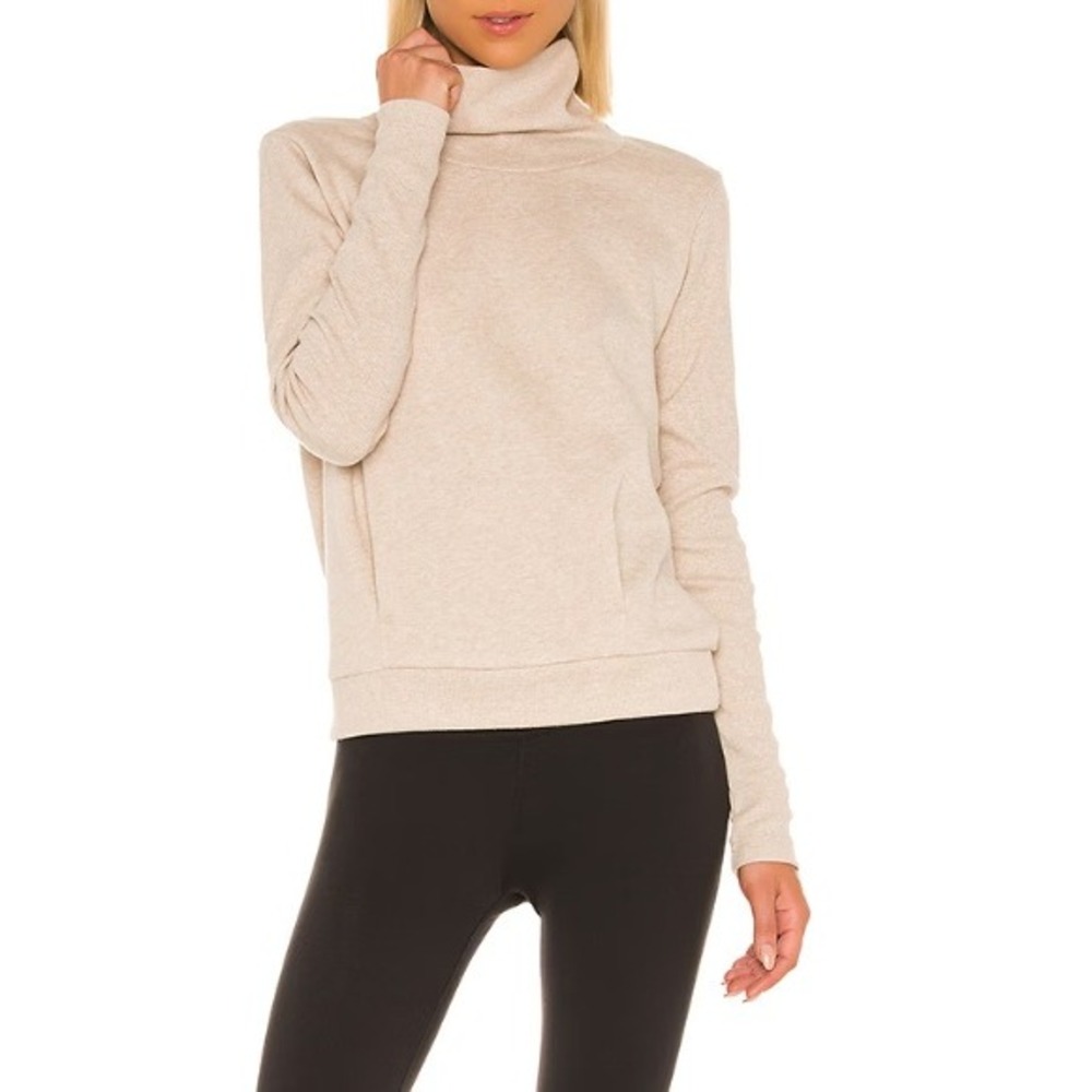 Alo Yoga Clarity Long Sleeve Turtleneck Top Tan Beige Ribbed Athleisure Medium
